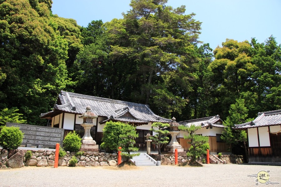 山直神社